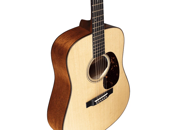 Martin D-18E Modern Deluxe