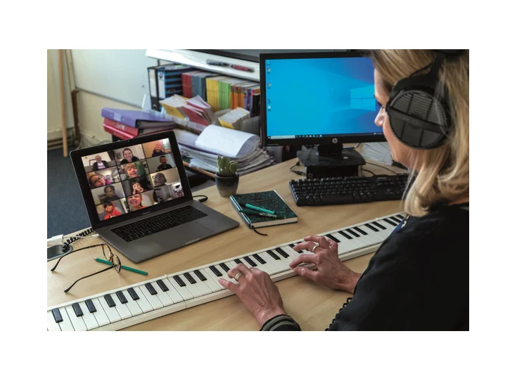 CARRY-ON Folding Piano 88 Touch - White