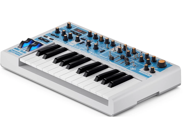 NOVATION Bass Station II Swifty Edition