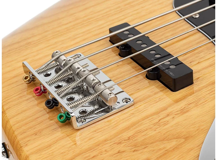 SIRE Marcus Miller V7 2nd Gen Natural