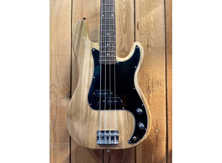 RAY GUITARS BASS NATUREL