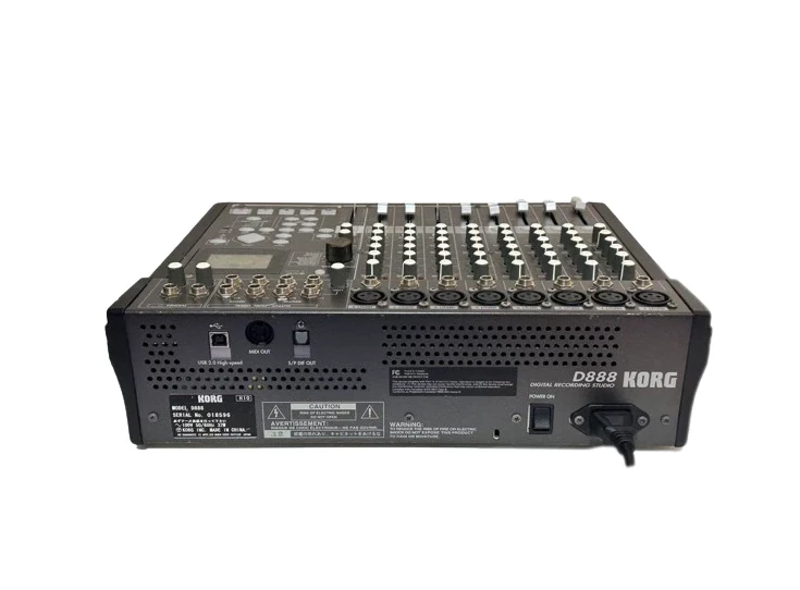 KORG D888