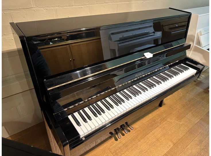 PETROF P 131 I C Akoestische Piano