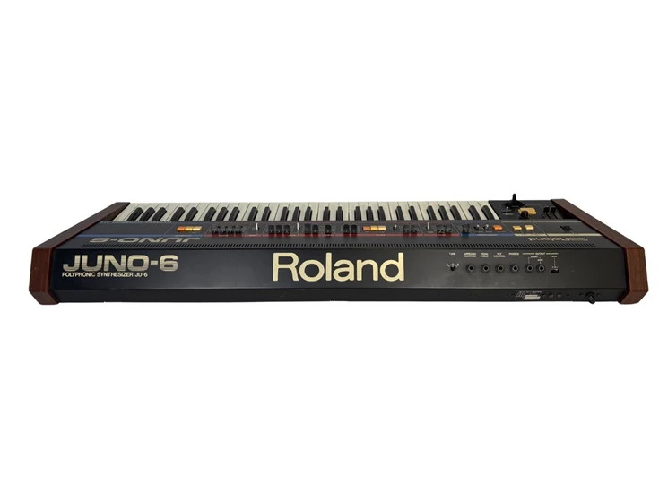 Juno-6.jpg/5