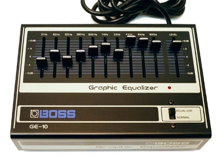 BOSS GE-10