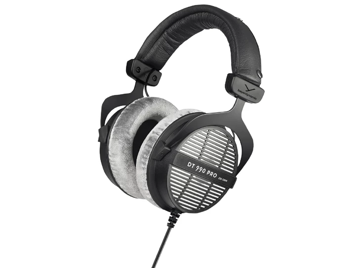 dt-990-pro-beyerdynamic-perspective_transparent.png