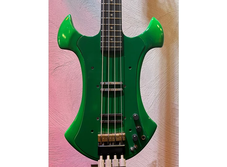 STACCATO Fretless Bass Green