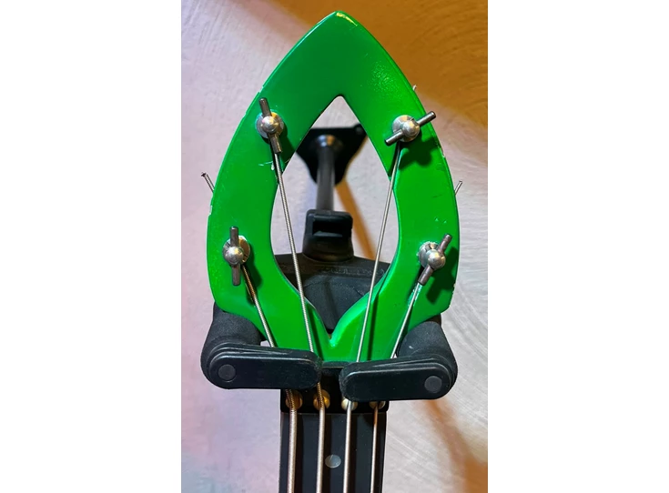 STACCATO Fretless Bass Green